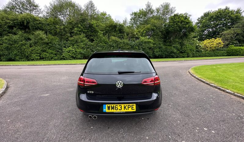 
								VW Golf GTD full									