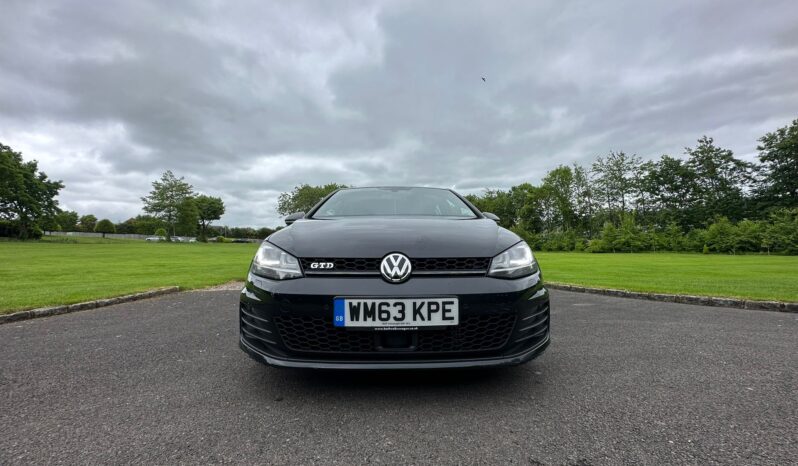 
								VW Golf GTD full									