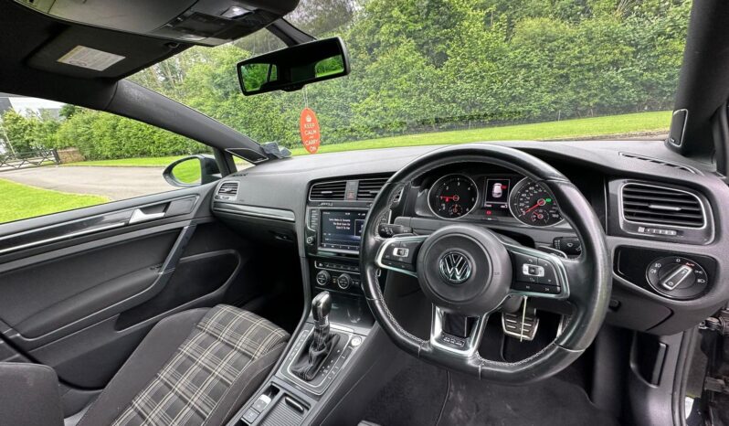 
								VW Golf GTD full									