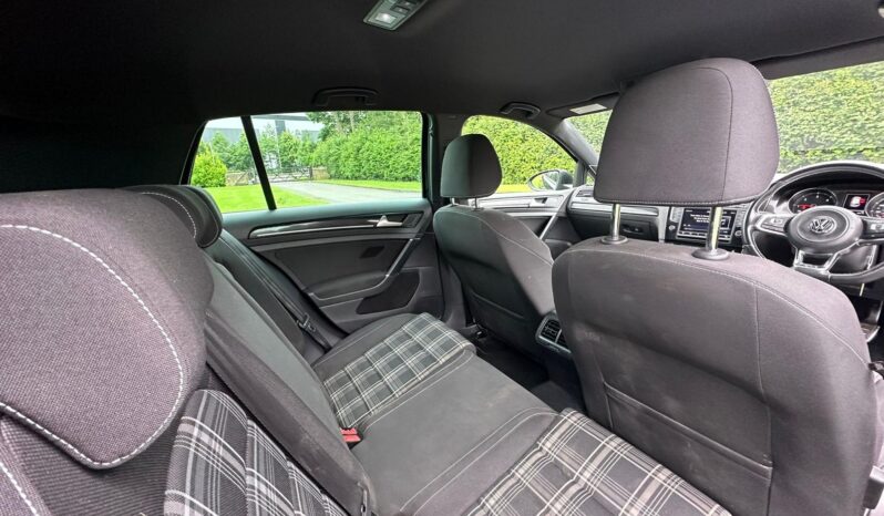
								VW Golf GTD full									