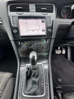 
										VW Golf GTD full									