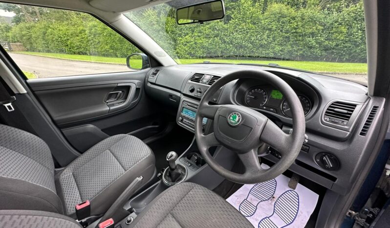 
								Skoda Fabia SE full									