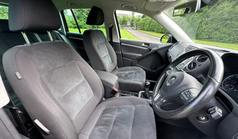 
								VW Tiguan Tech Match full									