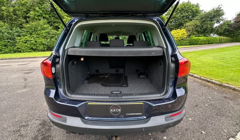 
								VW Tiguan Tech Match full									