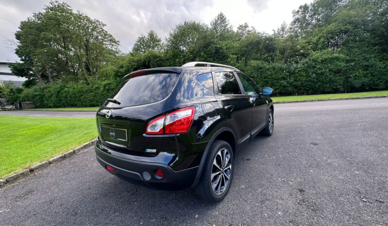 
								Nissan Qashqai full									
