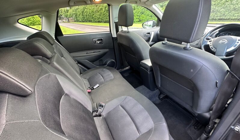 
								Nissan Qashqai full									