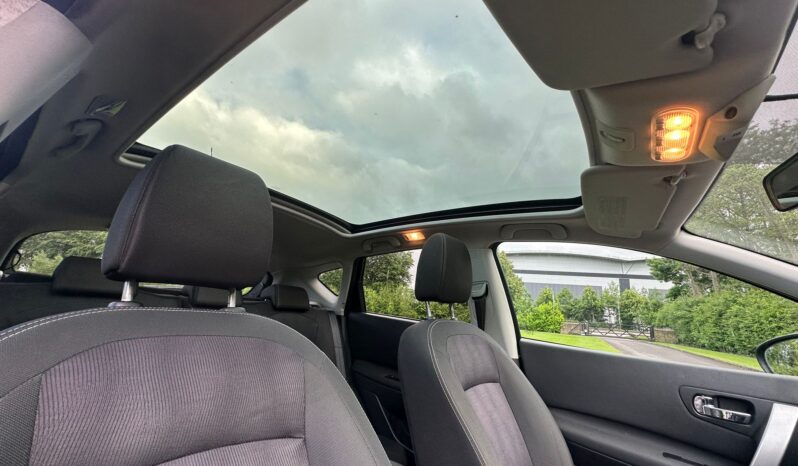 
								Nissan Qashqai full									