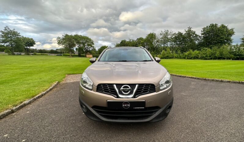 
								Nissan Qashqai full									