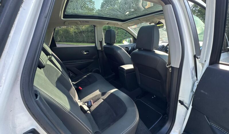 
								Nissan Qashqai full									